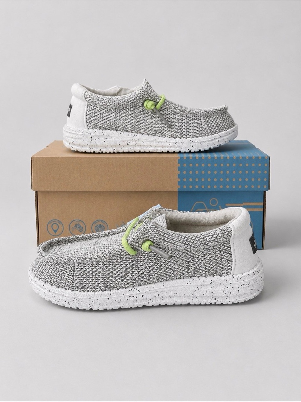 Hey Dude Wally Youth Sox Stone Slip On Sneakers Shoe 12 Unisex White/Grey New